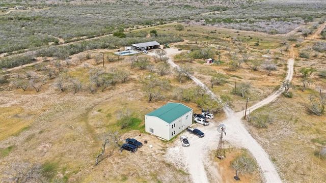 817 County Road 119, Alice, TX 78332