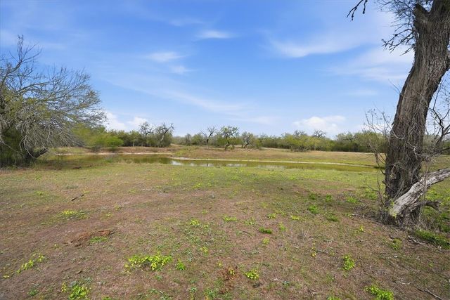 817 County Road 119, Alice, TX 78332