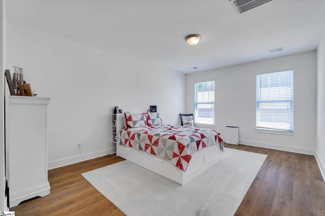 312 Runion Lake Court, Taylors, SC 29687