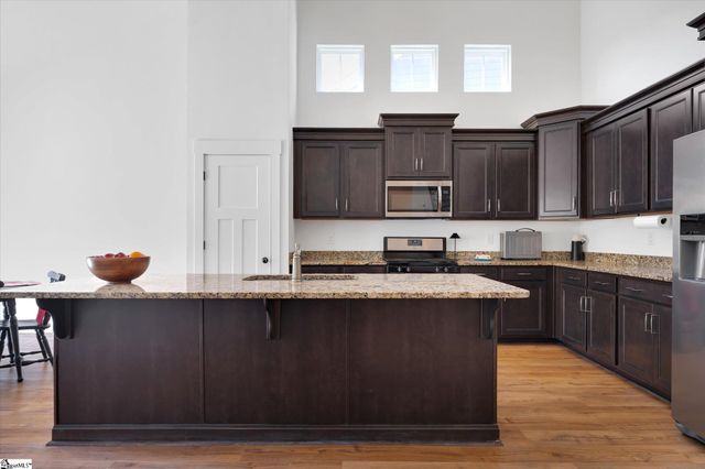 312 Runion Lake Court, Taylors, SC 29687