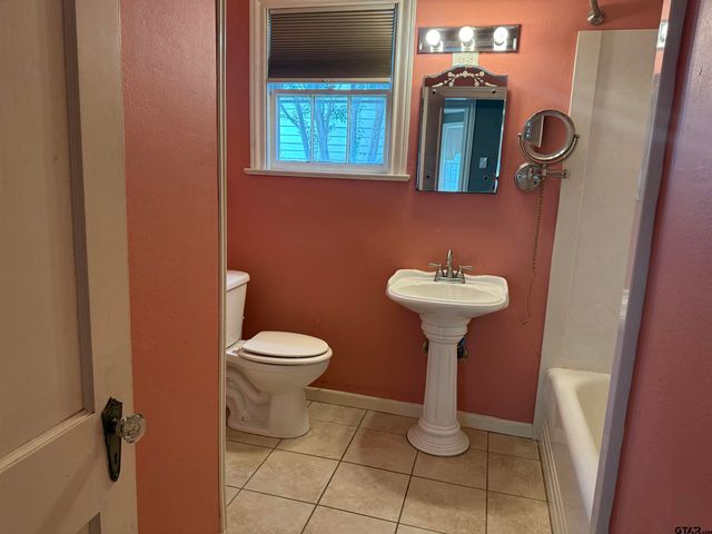 721 El Paso St., Jacksonville, TX 75766