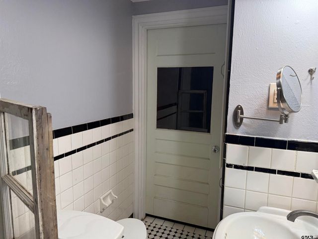 721 El Paso St., Jacksonville, TX 75766