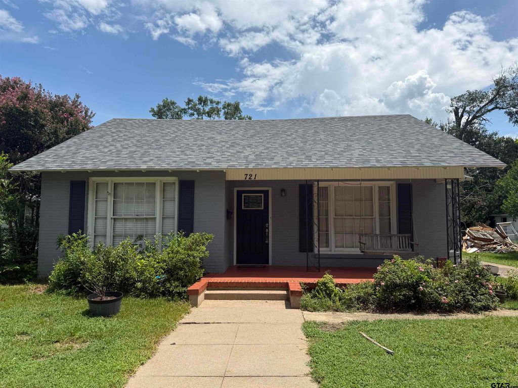 721 El Paso St., Jacksonville, TX 75766