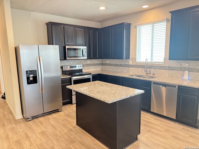 436 Holly Bush, New Braunfels, TX 78130