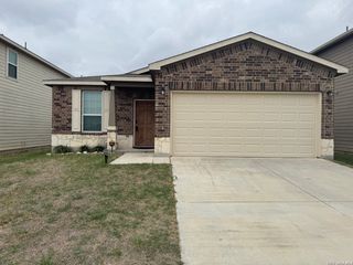 436 Holly Bush, New Braunfels, TX 78130