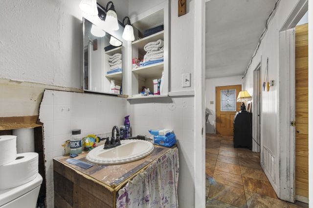 123 Post Oak Drive, Whitney, TX 76692