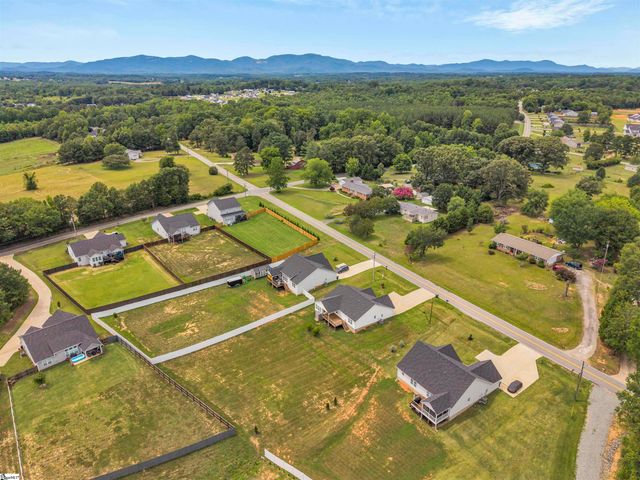 1071 Holly Springs Church Road, Inman, SC 29349