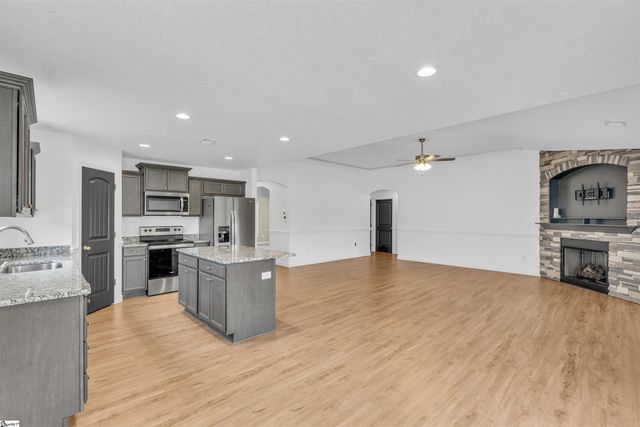 1071 Holly Springs Church Road, Inman, SC 29349