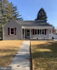 99 WOODLYNNE AVE, Pitman, NJ 08071