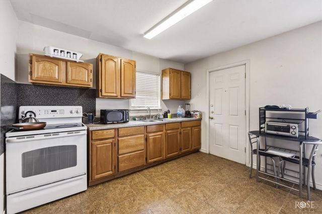 325 St Johns Street, San Angelo, TX 76905