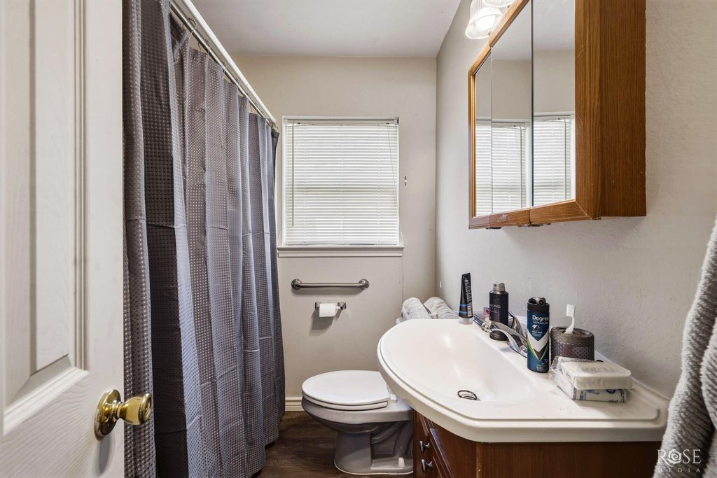 Image 14 of property listing at 325 St Johns Street, San Angelo, TX 76905