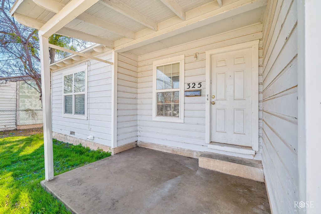 Image 2 of property listing at 325 St Johns Street, San Angelo, TX 76905