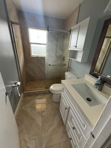 440 SE 2nd Avenue 21, Deerfield Beach, FL 33441