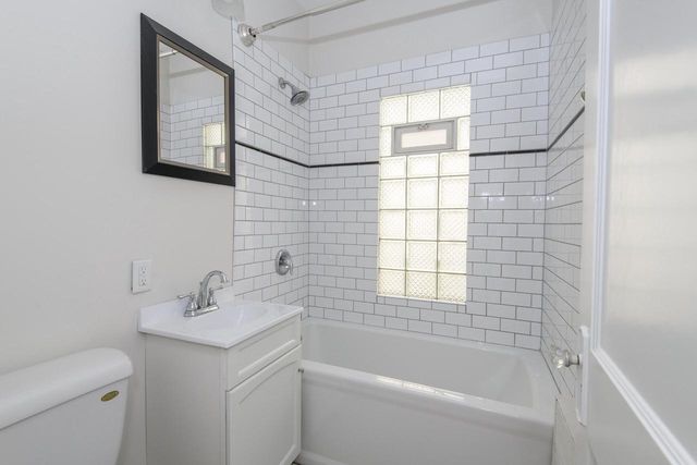 2947 S Lenox STREET, Milwaukee, WI 53207