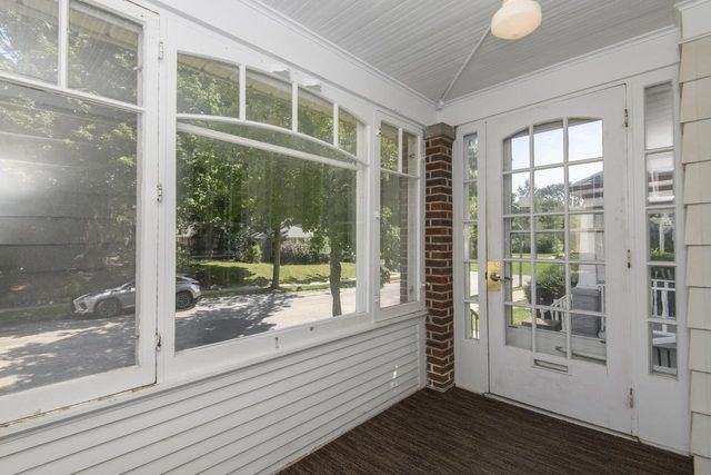 2947 S Lenox STREET, Milwaukee, WI 53207