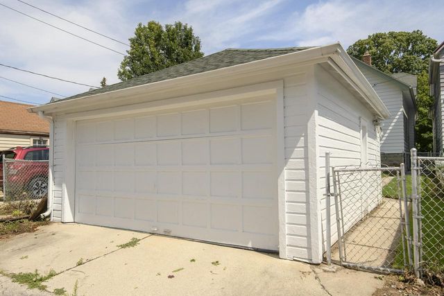 2947 S Lenox STREET, Milwaukee, WI 53207