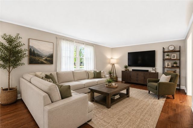 2545 Matterhorn Dr, Franklin Park, PA 15090