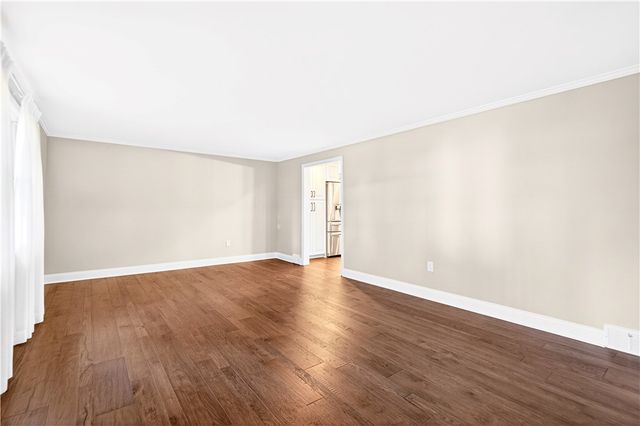 2545 Matterhorn Dr, Franklin Park, PA 15090