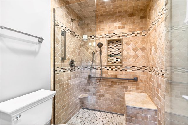 2545 Matterhorn Dr, Franklin Park, PA 15090