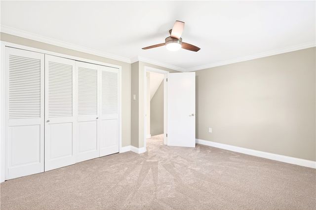 2545 Matterhorn Dr, Franklin Park, PA 15090
