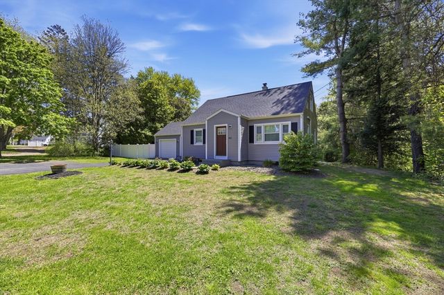 983 Shoemaker Ln, Agawam, MA 01030