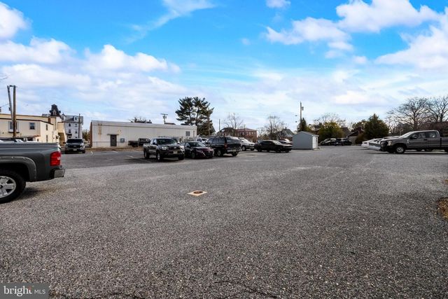 32 WEST AVENUE, Woodstown, NJ 08098