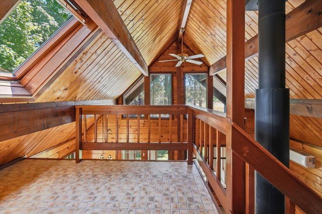 15101 Apple Blossom Way, Grass Valley, CA 95945
