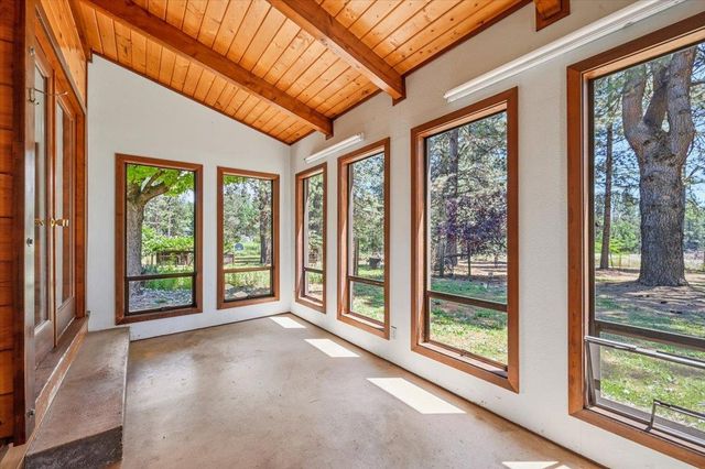 15101 Apple Blossom Way, Grass Valley, CA 95945