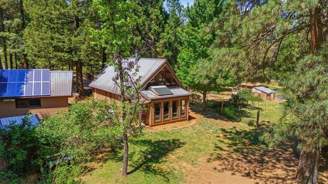 15101 Apple Blossom Way, Grass Valley, CA 95945