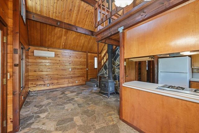 15101 Apple Blossom Way, Grass Valley, CA 95945