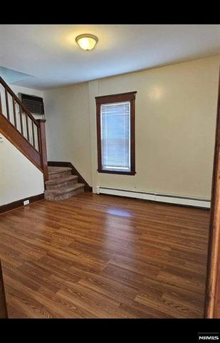 131 Park Avenue 127, East Rutherford, NJ 07073