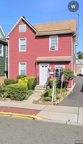 131 Park Avenue 127, East Rutherford, NJ 07073