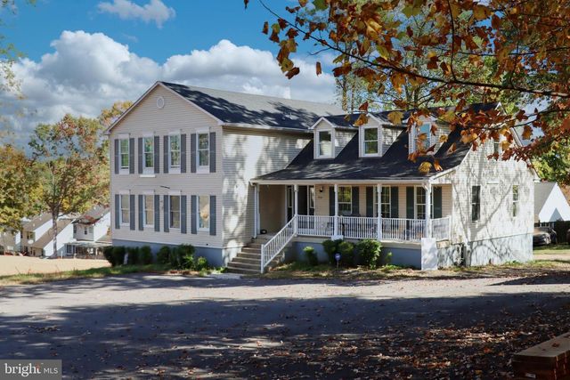 9216 CRANDALL RD, Lanham, MD 20706
