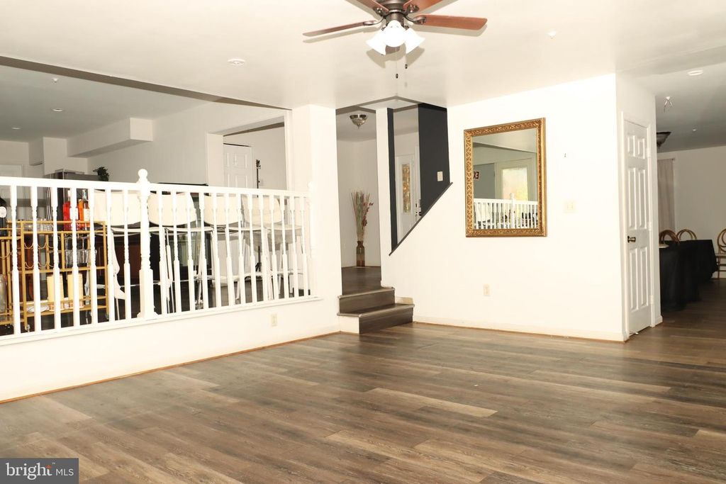 Image 15 of property listing at 9216 CRANDALL RD, Lanham, MD 20706