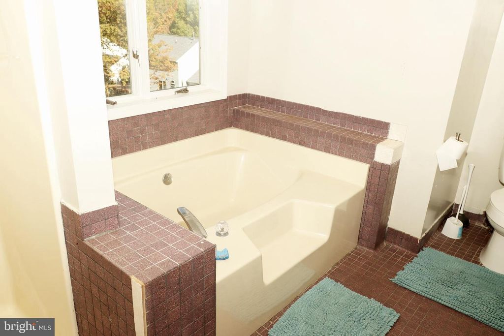 Image 30 of property listing at 9216 CRANDALL RD, Lanham, MD 20706