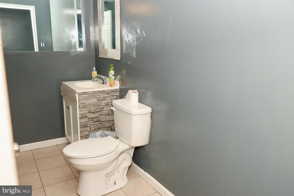 Image 40 of property listing at 9216 CRANDALL RD, Lanham, MD 20706