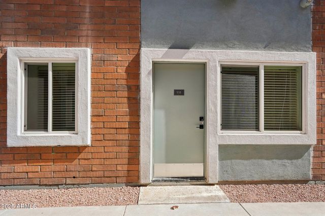 3031 W Northern Avenue 120, Phoenix, AZ 85051