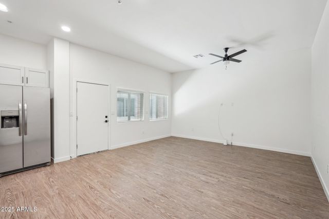 3031 W Northern Avenue 120, Phoenix, AZ 85051