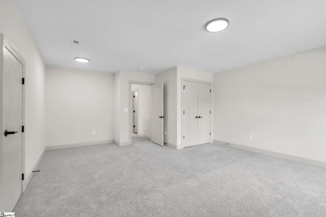 137 Mountain Lake Drive, Piedmont, SC 29673