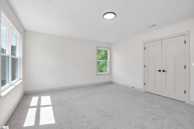 137 Mountain Lake Drive, Piedmont, SC 29673