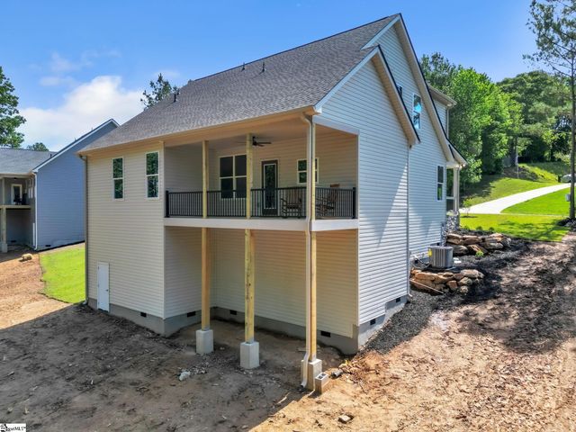 137 Mountain Lake Drive, Piedmont, SC 29673