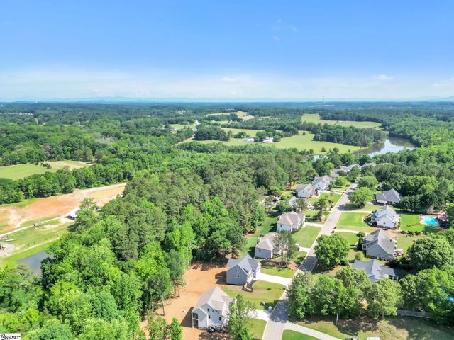 137 Mountain Lake Drive, Piedmont, SC 29673