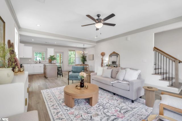 137 Mountain Lake Drive, Piedmont, SC 29673