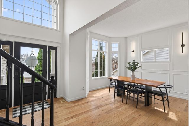 13316 Commonwealth Drive, Burnsville, MN 55337