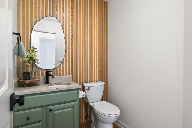 13316 Commonwealth Drive, Burnsville, MN 55337