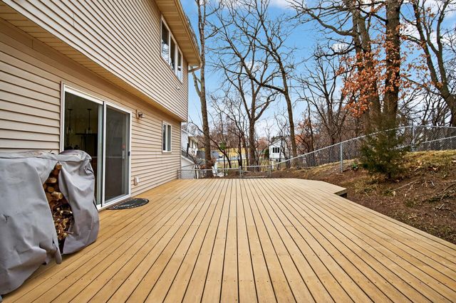 13316 Commonwealth Drive, Burnsville, MN 55337