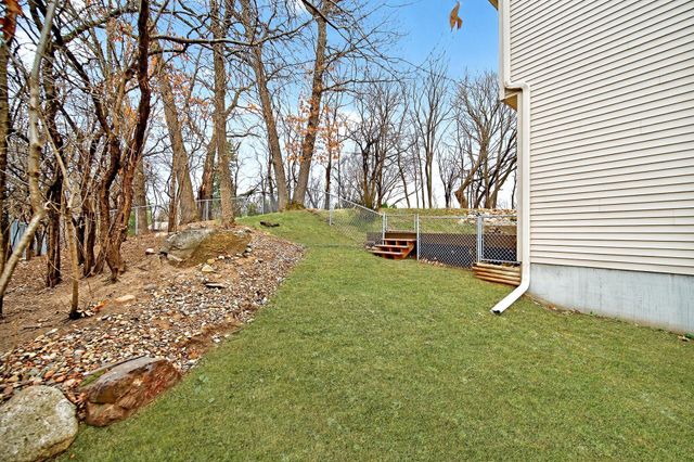 13316 Commonwealth Drive, Burnsville, MN 55337