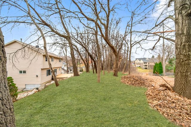 13316 Commonwealth Drive, Burnsville, MN 55337