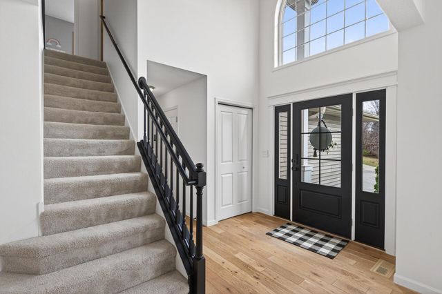 13316 Commonwealth Drive, Burnsville, MN 55337