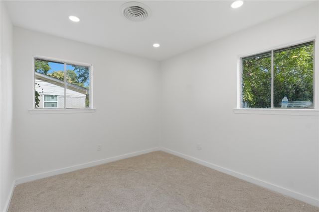 4649 South Drive W, Fort Worth, TX 76132